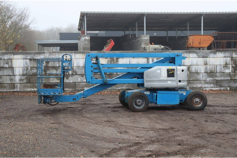 Genie Z45 - Knikarmhoogwerker: afbeelding 1 Genie Z45 - Knikarmhoogwerker: afbeelding 1