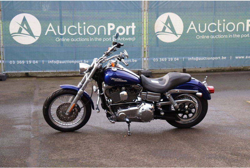 Harley-Davidson Dyna Street Bob - Motorfiets: afbeelding 1 Harley-Davidson Dyna Street Bob - Motorfiets: afbeelding 1