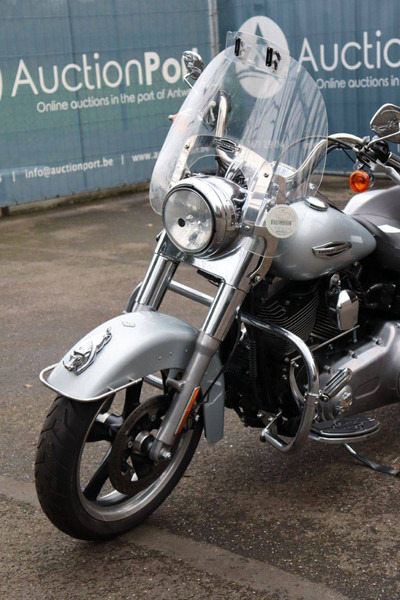 Motorfiets Harley-Davidson Dyna Switchback: afbeelding 10 Motorfiets Harley-Davidson Dyna Switchback: afbeelding 10