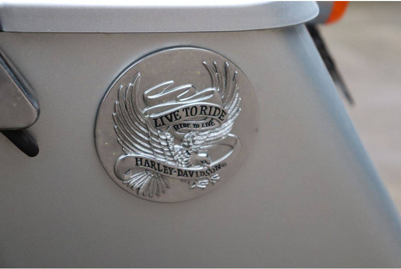 Motorfiets Harley-Davidson Dyna Switchback: afbeelding 18 Motorfiets Harley-Davidson Dyna Switchback: afbeelding 18