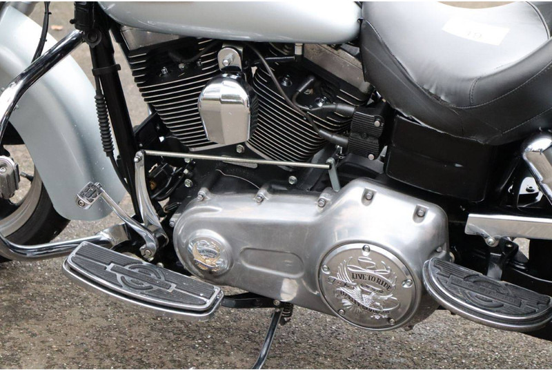 Motorfiets Harley-Davidson Dyna Switchback: afbeelding 16 Motorfiets Harley-Davidson Dyna Switchback: afbeelding 16