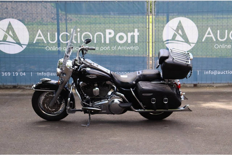 Harley-Davidson Road King Classic - Motorfiets: afbeelding 2 Harley-Davidson Road King Classic - Motorfiets: afbeelding 2