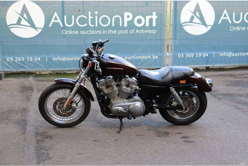 Harley-Davidson Sportster XL883 Super Low - Motorfiets: afbeelding 1 Harley-Davidson Sportster XL883 Super Low - Motorfiets: afbeelding 1