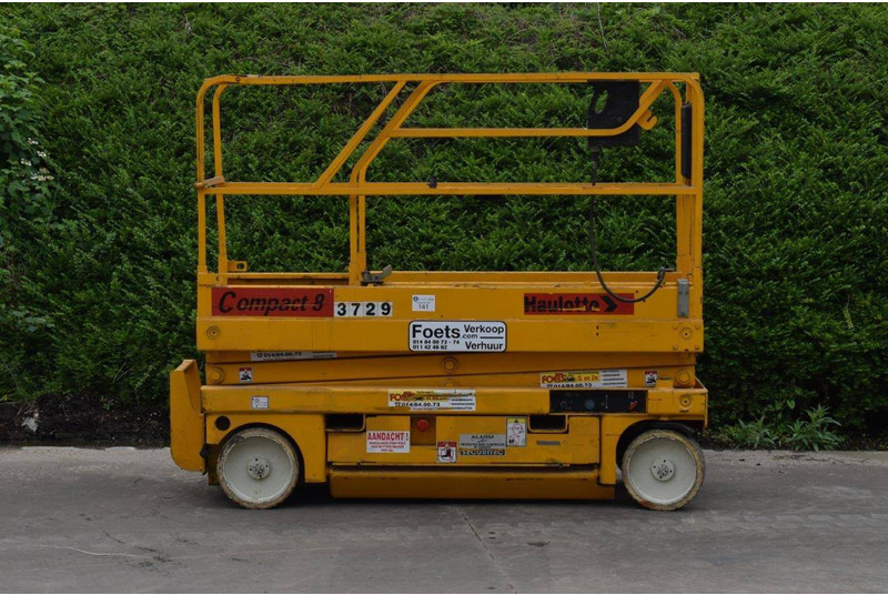 Haulotte Compact 8 - Schaarlift: afbeelding 1 Haulotte Compact 8 - Schaarlift: afbeelding 1