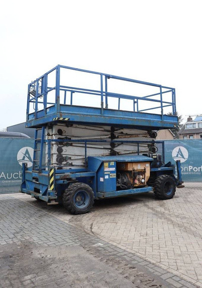 Holland lift COMBISTAR B-195DL25-4WD/P/N - Schaarlift: afbeelding 5 Holland lift COMBISTAR B-195DL25-4WD/P/N - Schaarlift: afbeelding 5