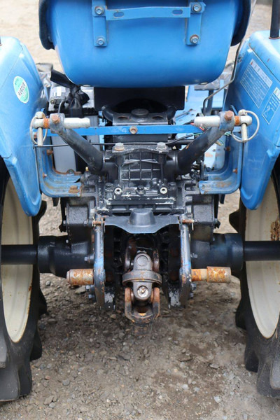 Tractor Iseki TU1400: afbeelding 20 Tractor Iseki TU1400: afbeelding 20