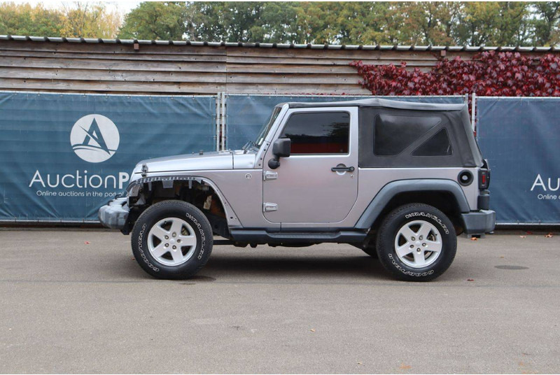 Jeep Wrangler Sport - SUV: afbeelding 2 Jeep Wrangler Sport - SUV: afbeelding 2
