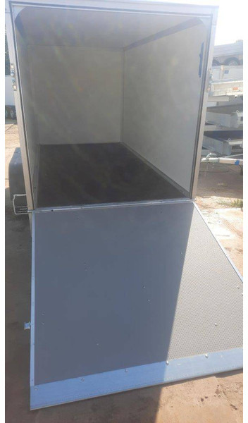 KERENZO 3x1.50x1.50m - Gesloten aanhangwagen: afbeelding 5 KERENZO 3x1.50x1.50m - Gesloten aanhangwagen: afbeelding 5