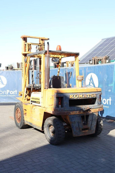 Komatsu FD35-4 - Diesel heftruck: afbeelding 3 Komatsu FD35-4 - Diesel heftruck: afbeelding 3