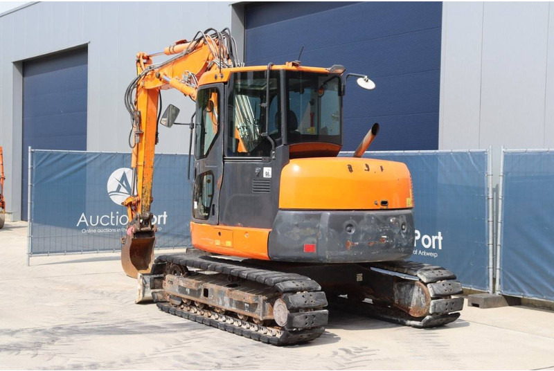 Komatsu PC80MR-3 - Rupsgraafmachine: afbeelding 4 Komatsu PC80MR-3 - Rupsgraafmachine: afbeelding 4