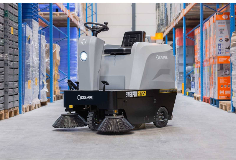 Kremer KRYZS4 Zit - Veegwagen: afbeelding 1 Kremer KRYZS4 Zit - Veegwagen: afbeelding 1