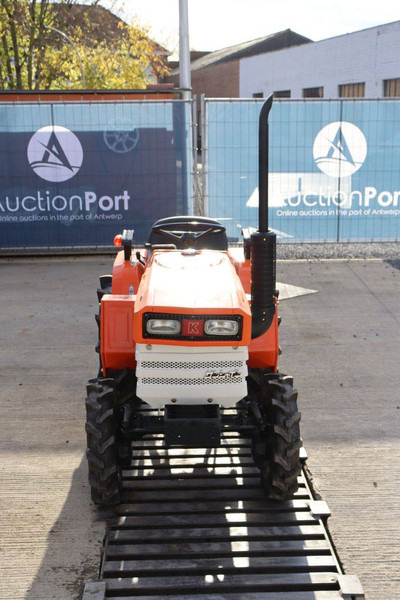 Tractor Kubota B1400DT: afbeelding 8