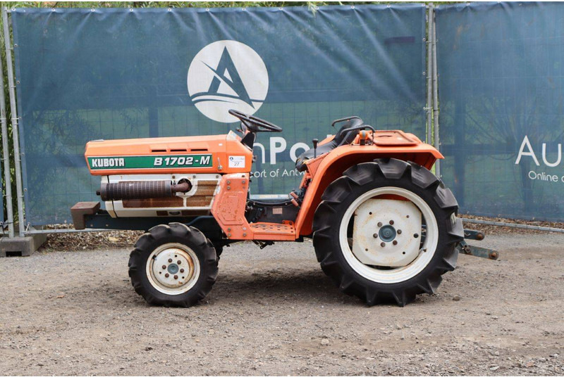 Kubota B1702-M - Tractor: afbeelding 2 Kubota B1702-M - Tractor: afbeelding 2