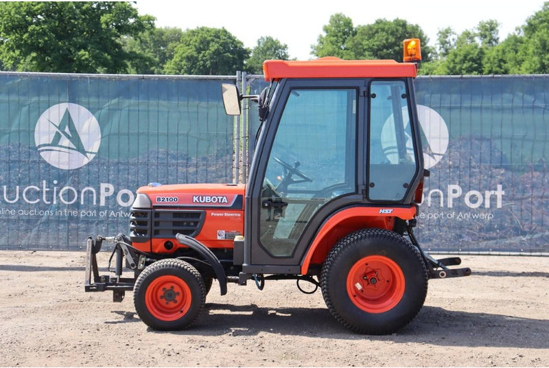 Kubota B2100HD - Tractor: afbeelding 2 Kubota B2100HD - Tractor: afbeelding 2