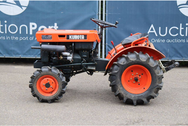 Kubota B5000 - Tractor: afbeelding 2 Kubota B5000 - Tractor: afbeelding 2