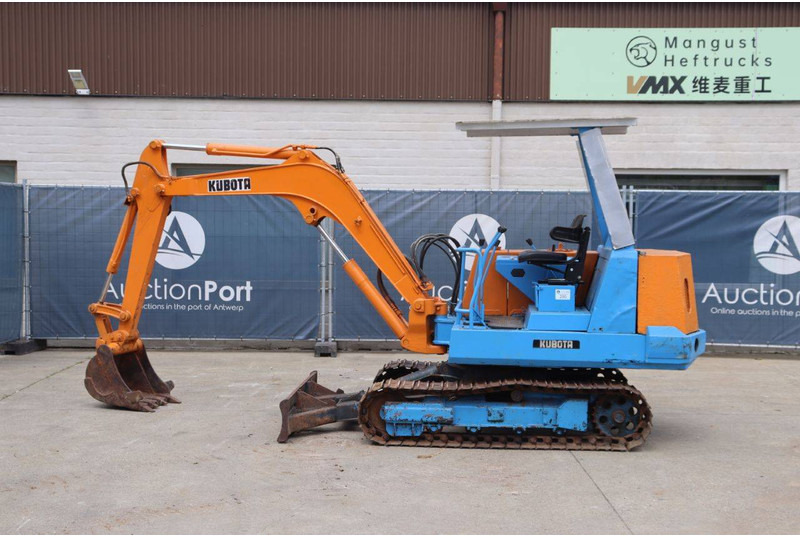 Kubota KH-033 - Minigraafmachine: afbeelding 2 Kubota KH-033 - Minigraafmachine: afbeelding 2