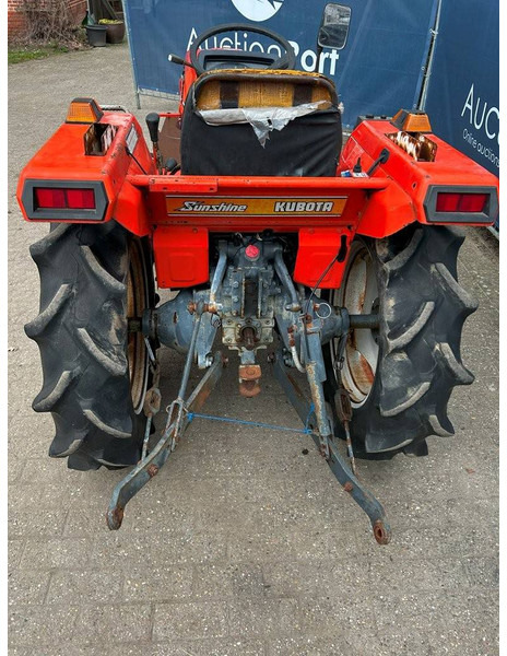Kubota L1-235 P.S. - Tractor: afbeelding 3 Kubota L1-235 P.S. - Tractor: afbeelding 3
