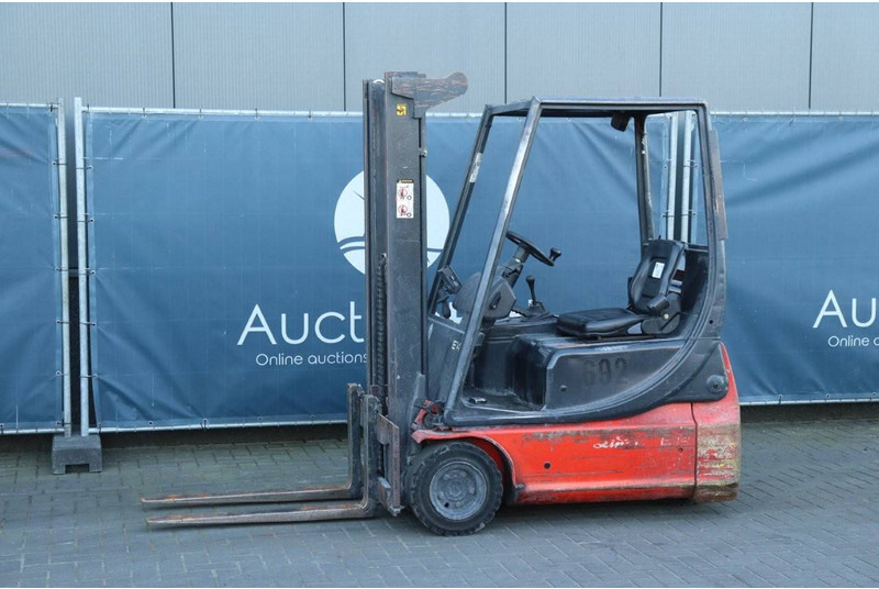 Linde E14 - Elektrische heftruck: afbeelding 1 Linde E14 - Elektrische heftruck: afbeelding 1