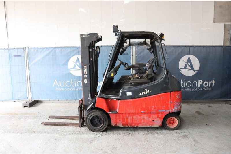 Linde E30/02/600 - Elektrische heftruck: afbeelding 4 Linde E30/02/600 - Elektrische heftruck: afbeelding 4