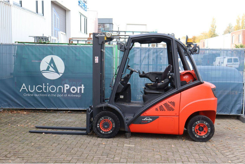 Linde H25T-02 - LPG heftruck: afbeelding 2 Linde H25T-02 - LPG heftruck: afbeelding 2