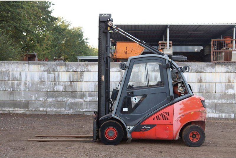 Linde H30CNG-02 - LPG heftruck: afbeelding 2 Linde H30CNG-02 - LPG heftruck: afbeelding 2