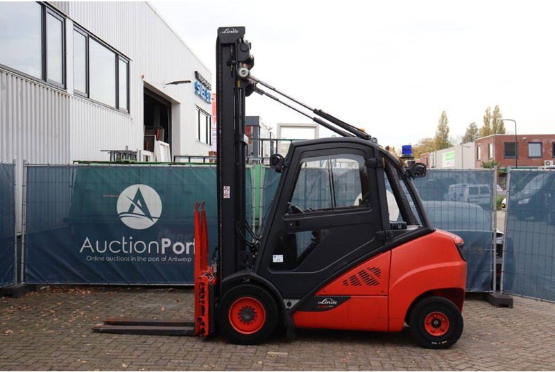 Linde H35D-02 - Diesel heftruck: afbeelding 2 Linde H35D-02 - Diesel heftruck: afbeelding 2