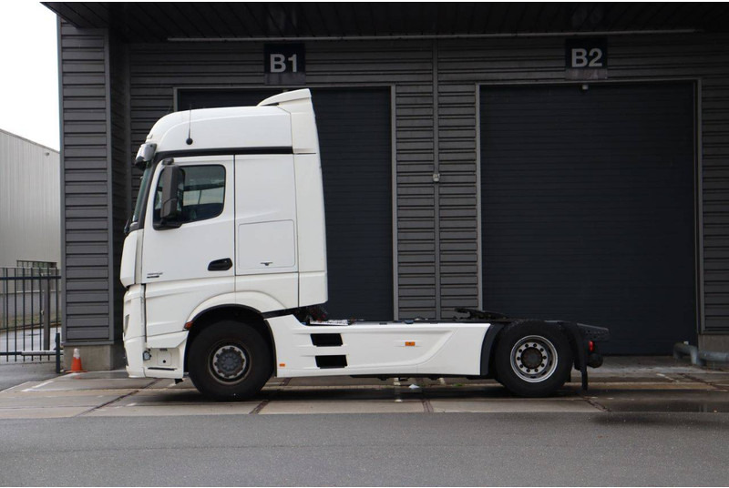 Mercedes-Benz Actros - Chassis vrachtwagen: afbeelding 2 Mercedes-Benz Actros - Chassis vrachtwagen: afbeelding 2