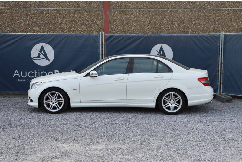 Mercedes-Benz C-Klasse 220 AMG CDI - Sedan: afbeelding 2 Mercedes-Benz C-Klasse 220 AMG CDI - Sedan: afbeelding 2