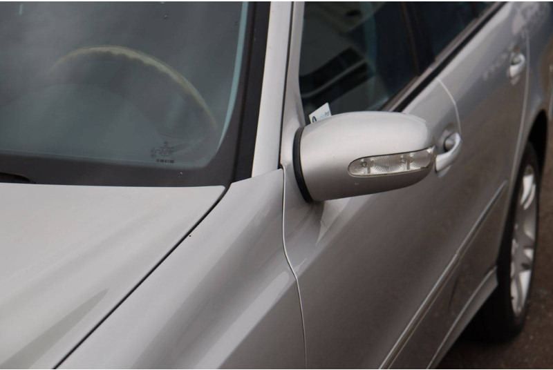 Personenwagen Mercedes-Benz E-Klasse E500 4-MATIC: afbeelding 13 Personenwagen Mercedes-Benz E-Klasse E500 4-MATIC: afbeelding 13