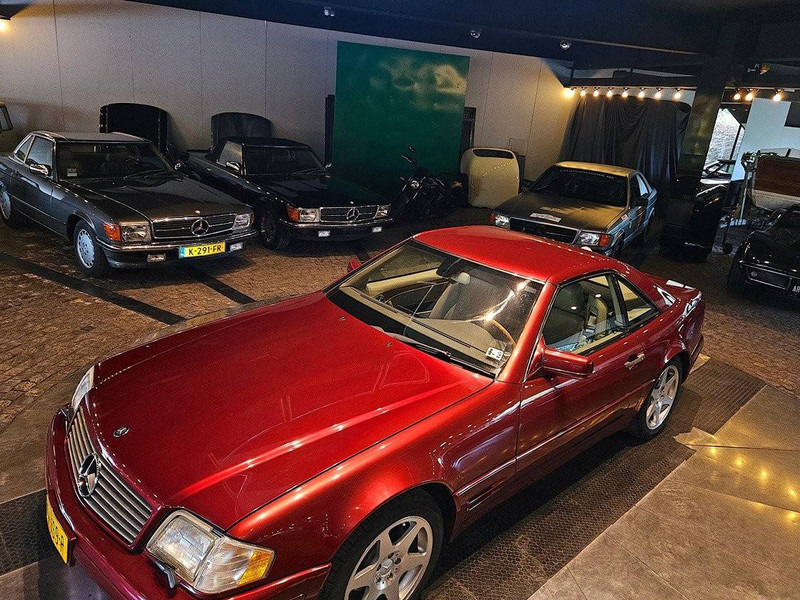 Mercedes-Benz SL-Klasse (R129) _ 500 ("40th Anniversary Roadster") - Sedan: afbeelding 5 Mercedes-Benz SL-Klasse (R129) _ 500 ("40th Anniversary Roadster") - Sedan: afbeelding 5