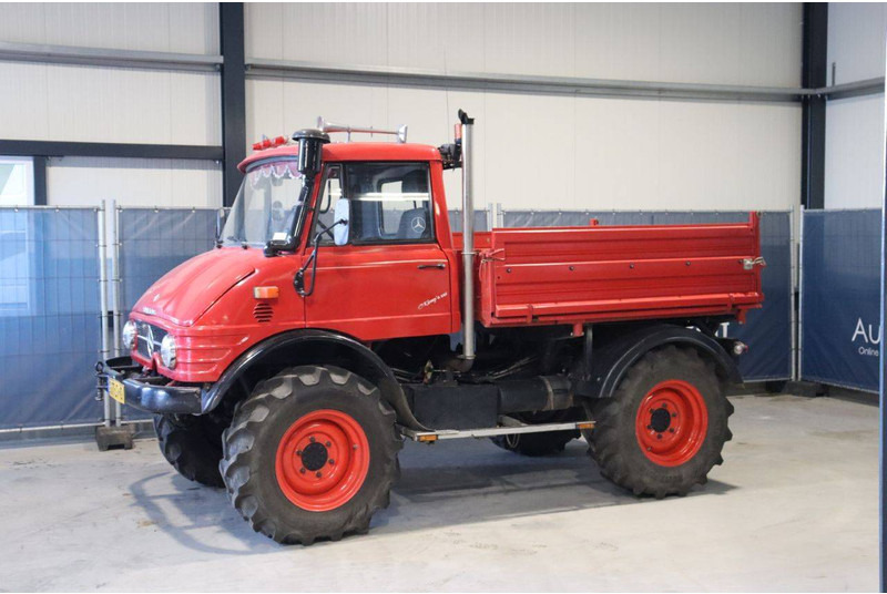 Mercedes-Benz Unimog 406 - Vrachtwagen met open laadbak: afbeelding 1 Mercedes-Benz Unimog 406 - Vrachtwagen met open laadbak: afbeelding 1
