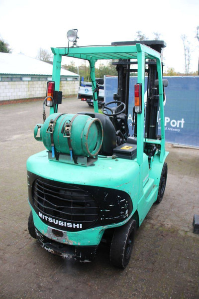Mitsubishi 25 - LPG heftruck: afbeelding 5 Mitsubishi 25 - LPG heftruck: afbeelding 5