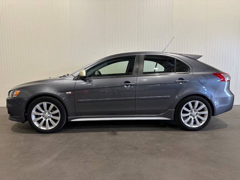 Mitsubishi Lancer - Personenwagen: afbeelding 2 Mitsubishi Lancer - Personenwagen: afbeelding 2
