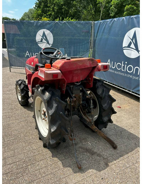 Mitsubishi MT165 - Tractor: afbeelding 3 Mitsubishi MT165 - Tractor: afbeelding 3