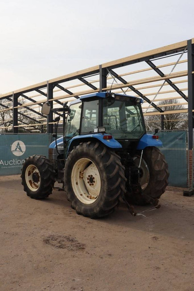 New Holland TS100 - Tractor: afbeelding 3 New Holland TS100 - Tractor: afbeelding 3