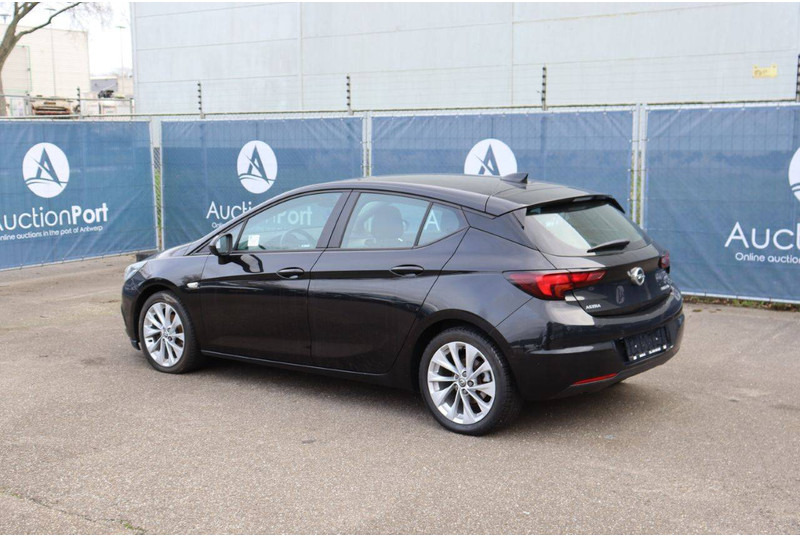 Opel Astra - Sedan: afbeelding 4 Opel Astra - Sedan: afbeelding 4