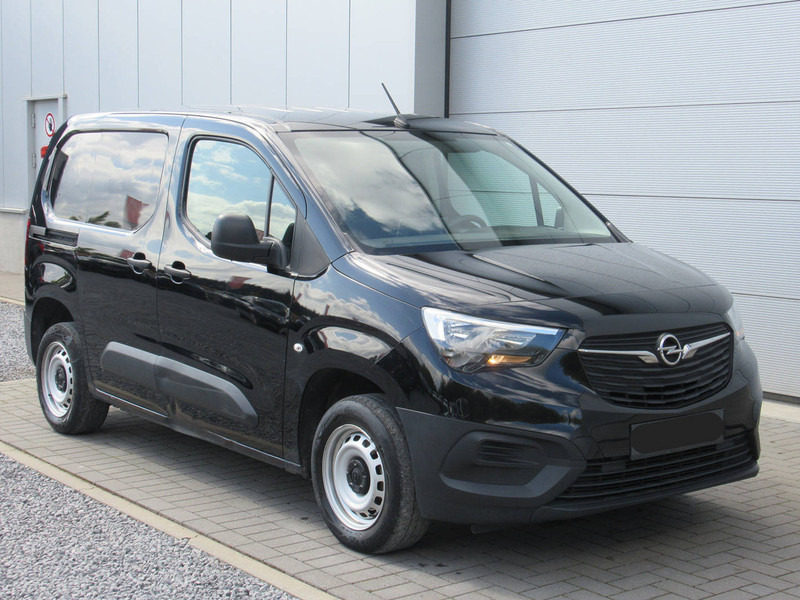 Opel Combo 1.5 D - Gesloten bestelwagen: afbeelding 4 Opel Combo 1.5 D - Gesloten bestelwagen: afbeelding 4