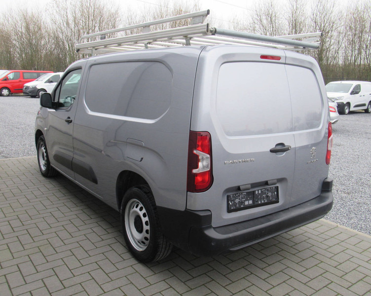 Peugeot Partner 1.5 BlueHDi Automatic - Gesloten bestelwagen: afbeelding 3 Peugeot Partner 1.5 BlueHDi Automatic - Gesloten bestelwagen: afbeelding 3