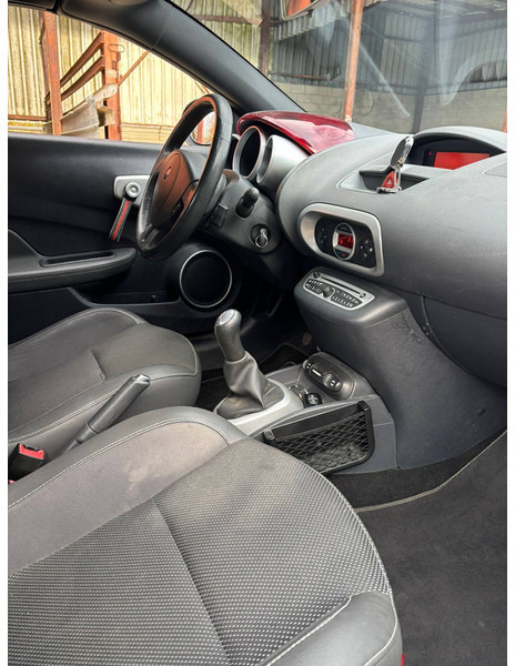 Renault Wind TCe - Sedan: afbeelding 5 Renault Wind TCe - Sedan: afbeelding 5