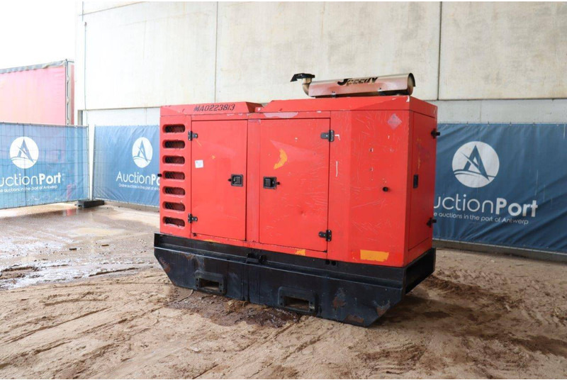 SDMO R110 - Industrie generator: afbeelding 3 SDMO R110 - Industrie generator: afbeelding 3