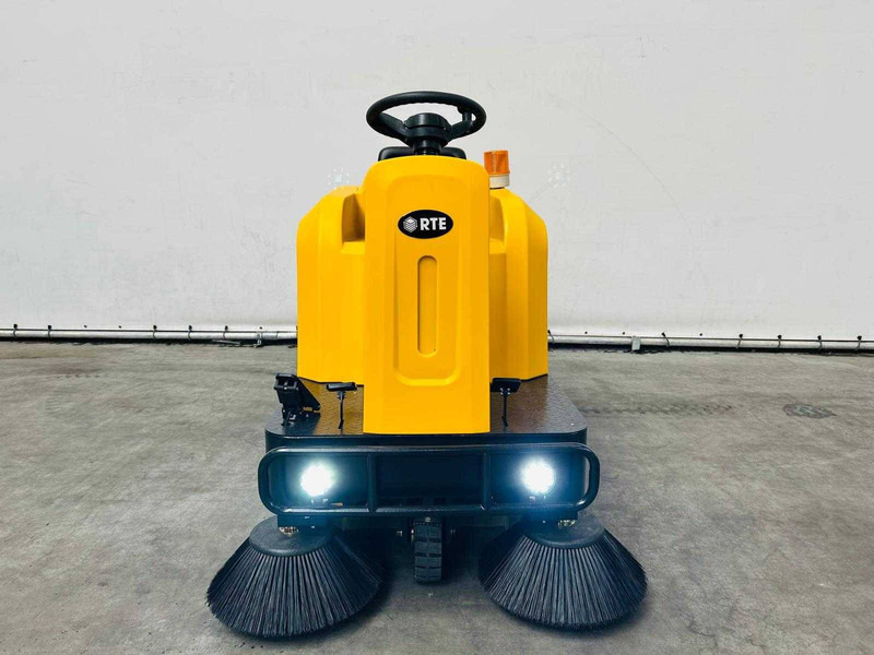 SW80 - Veegwagen: afbeelding 5 SW80 - Veegwagen: afbeelding 5