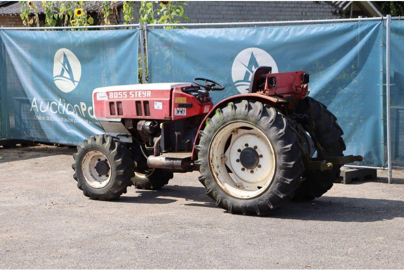 Steyr 8055 - Tractor: afbeelding 3 Steyr 8055 - Tractor: afbeelding 3