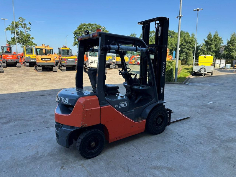 Toyota 02-8FDF20 - Diesel heftruck: afbeelding 4 Toyota 02-8FDF20 - Diesel heftruck: afbeelding 4