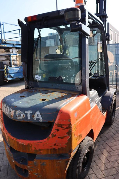 Toyota 02-8FDF30 - Diesel heftruck: afbeelding 5 Toyota 02-8FDF30 - Diesel heftruck: afbeelding 5