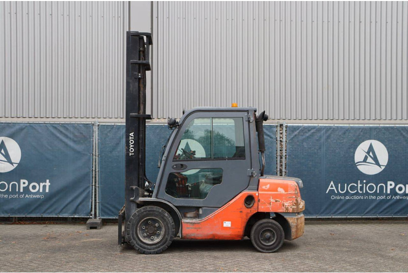 Toyota 02-8FDJF35 - Diesel heftruck: afbeelding 2 Toyota 02-8FDJF35 - Diesel heftruck: afbeelding 2