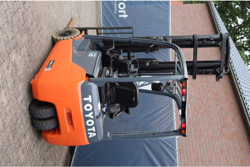 Toyota 8FBET18 - Elektrische heftruck: afbeelding 4 Toyota 8FBET18 - Elektrische heftruck: afbeelding 4