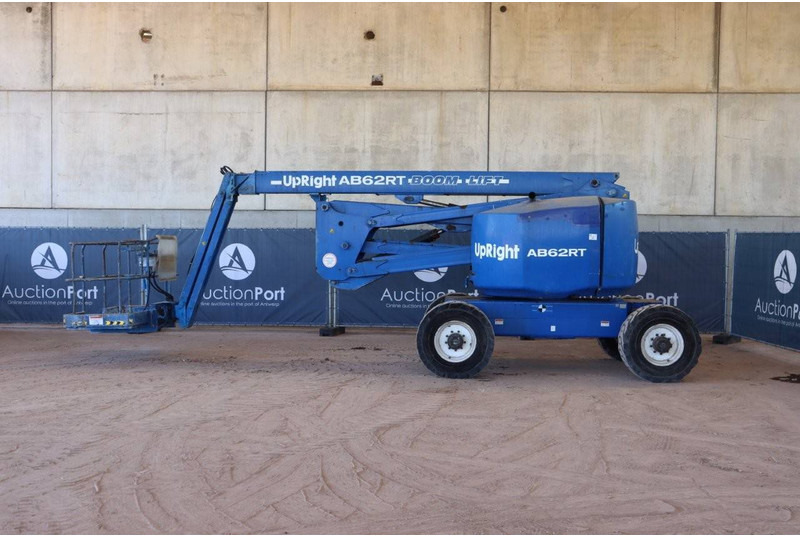 UpRight AB62RT - Knikarmhoogwerker: afbeelding 2 UpRight AB62RT - Knikarmhoogwerker: afbeelding 2