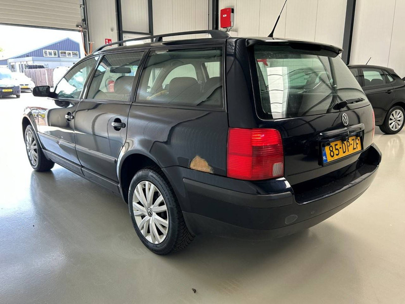 Volkswagen Passat 1.8 Comfort - Sedan: afbeelding 2 Volkswagen Passat 1.8 Comfort - Sedan: afbeelding 2
