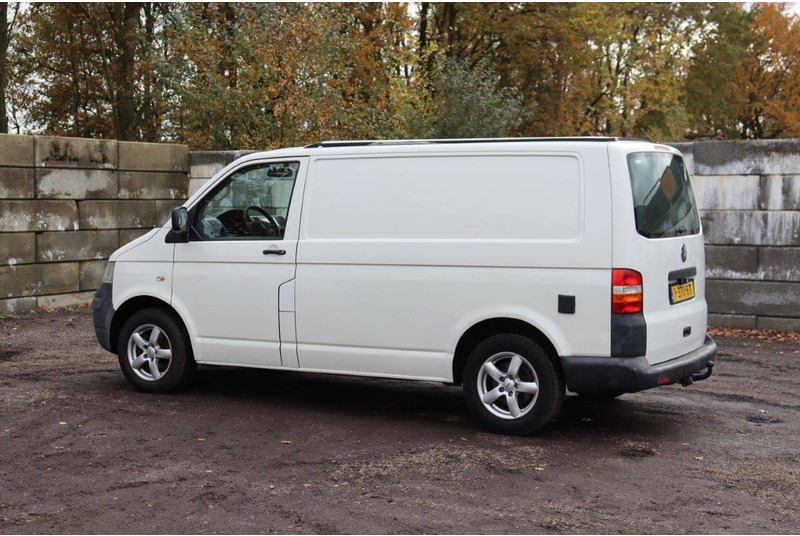 Volkswagen TRANSPORTER KAMPEERAUTO - Buscamper: afbeelding 3 Volkswagen TRANSPORTER KAMPEERAUTO - Buscamper: afbeelding 3