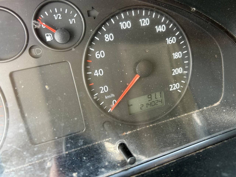 Volkswagen Transporter T5 - Gesloten bestelwagen: afbeelding 4 Volkswagen Transporter T5 - Gesloten bestelwagen: afbeelding 4